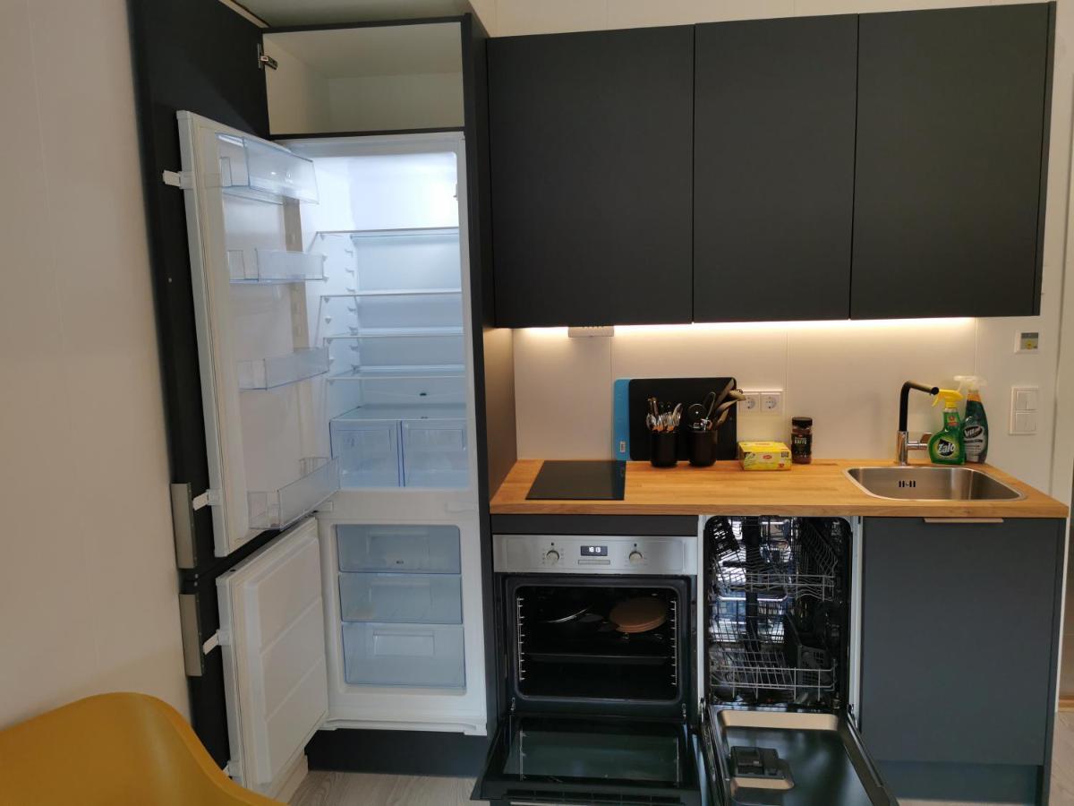 Lofoten Studio Apartment, Vestermyrveien 11 สโวลแวร์ ภายนอก รูปภาพ